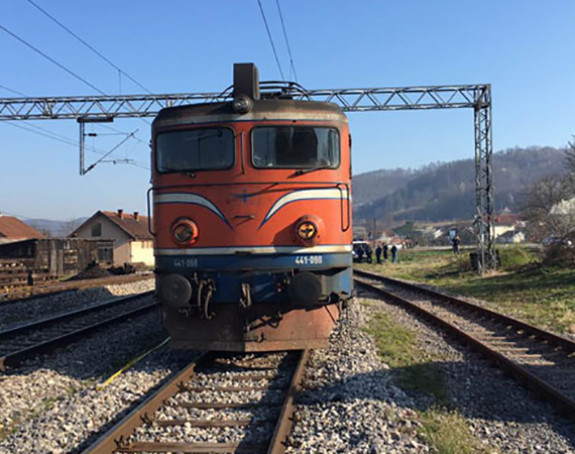 Prekinut željeznički saobraćaj na dionici Doboj-Petrovo Novo