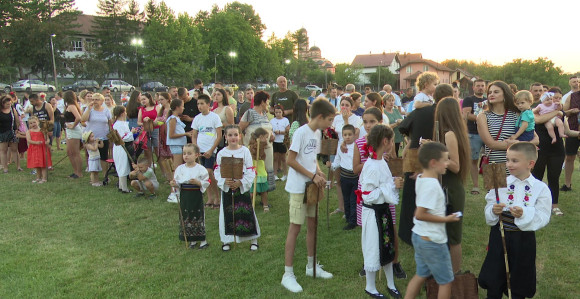 Tradicionalno uoči Petrovdana održano "lilanje" u Ugljeviku