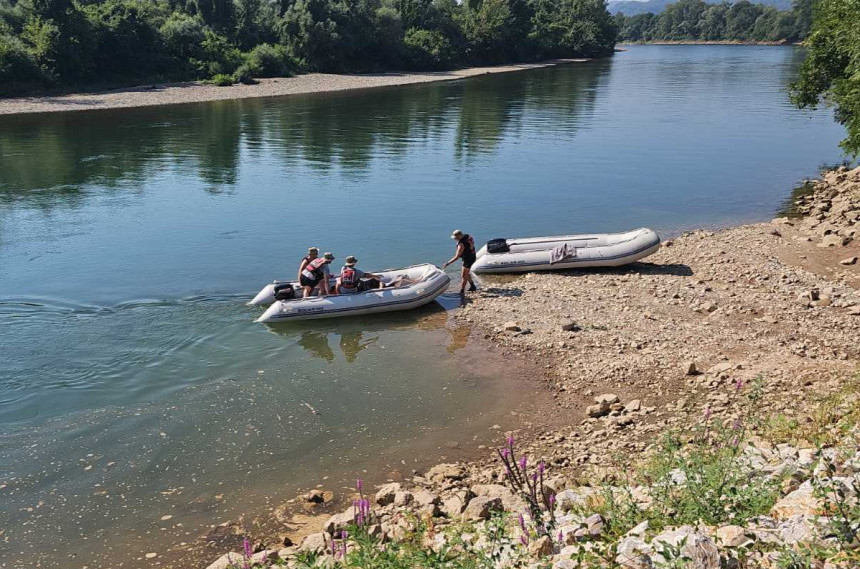 Nađeno tijelo jednog utopljenika, za drugim se traga