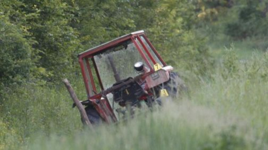 Nezgoda kod Zvornika: Muškarca udario traktor