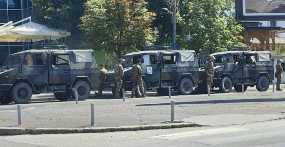 Vojnici i vozila EUFORA prošli kroz centar Bijeljine
