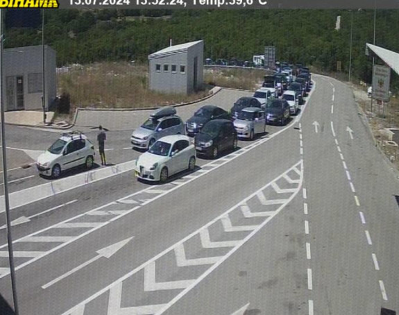 Strpljenje na +40°C: Ogromne gužve na prelazima