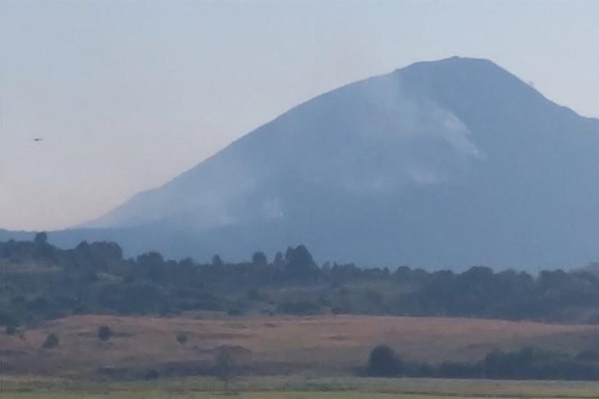 Na požarištu kod Gacka jutros je dosta mirnije