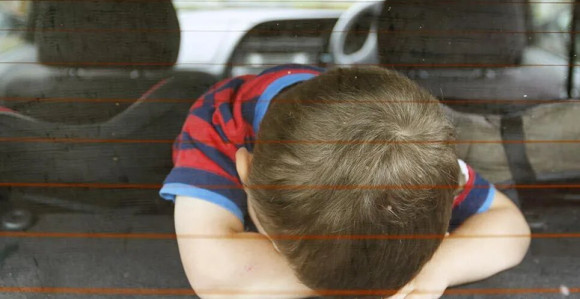 Ватрогасци спасили дијете из закључаног аутомобила