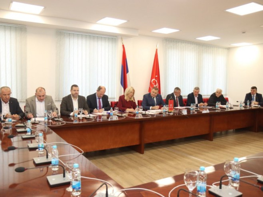 Šta je patriotizam: Ljubav za narod ili vlastiti džep (VIDEO)