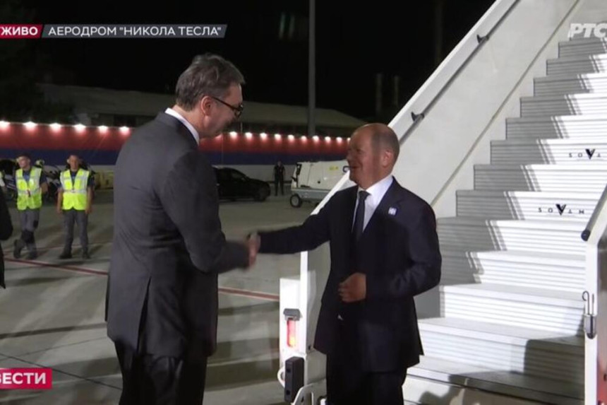 Šolc doputovao u posjetu Srbiji, dočekao ga Vučić