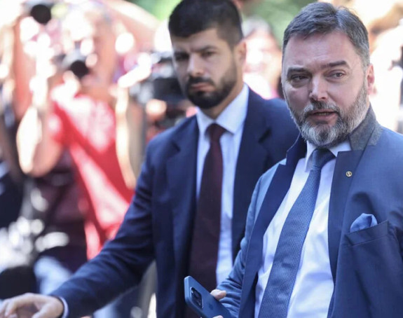 Ovo su policajci koje je Košarac rastjerao od sebe