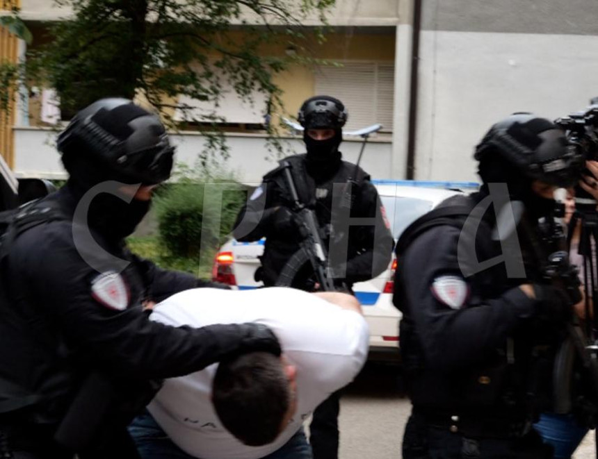 Спроведено у тужилаштво лице ухапшено у Бијељини због помагања убици полицајца