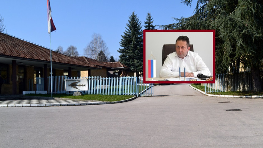 НО “Космоса” директору повећао плату за 30 одсто