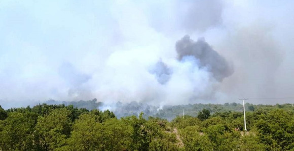 Požar kod Ljubinja i dalje aktivan, ali pod kontrolom