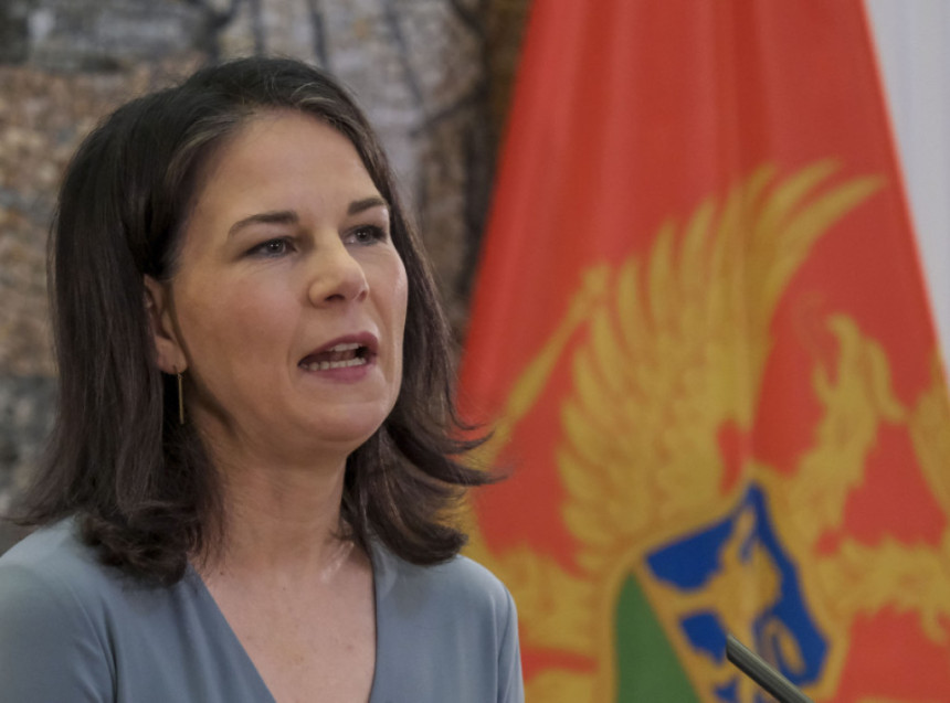 Berbok: Podrška SAD da rasporedi rakete u Njemačkoj