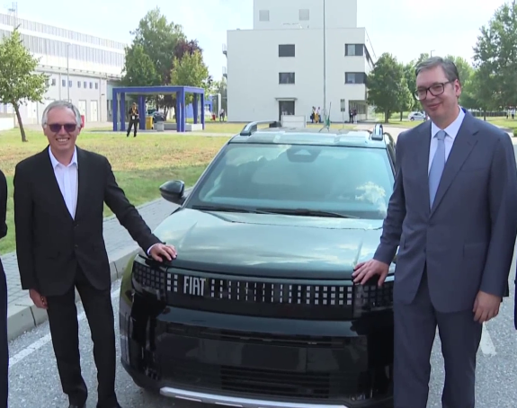 Električni automobil iz Kragujevca: Vučić - kupujte naše