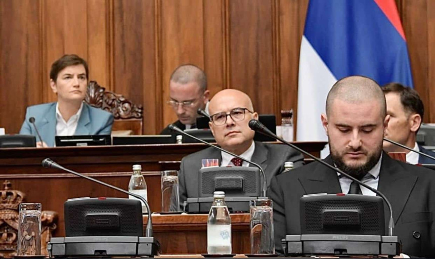 Usvajanje Deklaracije, ali ne konsenzusom