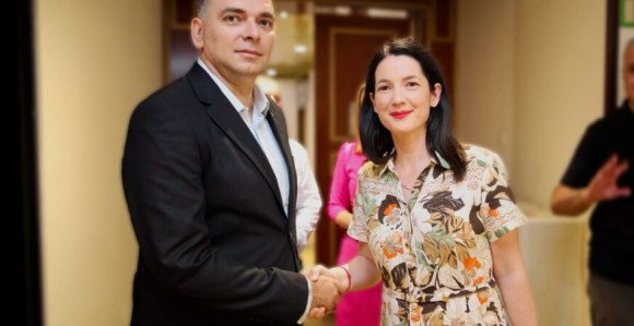 Smjena direktora - školski primjer bezobrazluka