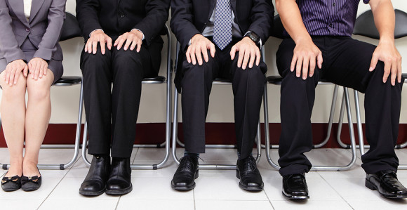 U izbornoj godini para će biti i za pripravnike