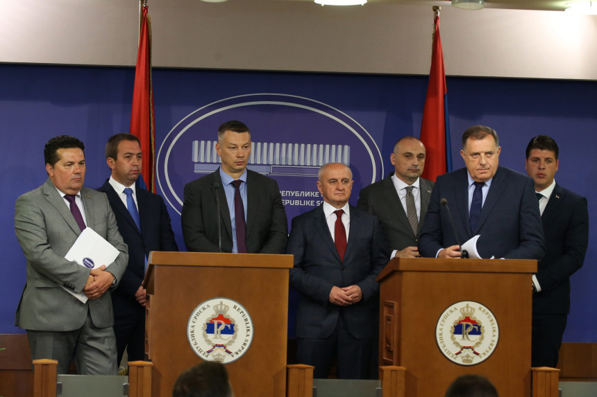 Dodik: SNSD i  naši partneri nacionalno i državno odgovorni