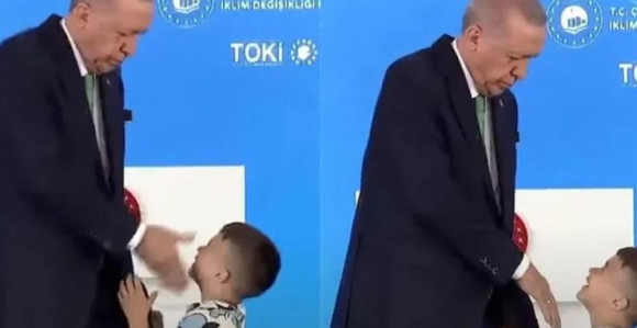 Erdogan ošamario dječaka koji mu nije poljubio ruku