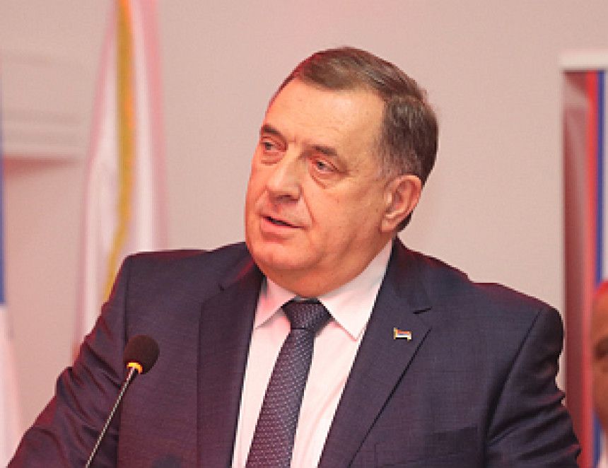 ZAVRNULI SLAVINU": Banke zbog straha od sankcija neće da sarađuju sa Vladom Srpske