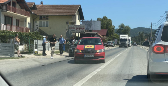 Огромне гужве на улазу у Добој због удеса