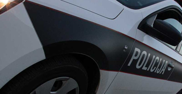 Povrijeđeno više osoba u sudaru dva vozila u Mostaru