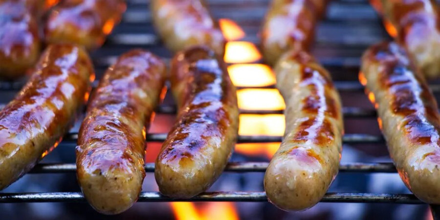 Provalnik upao u kuću pa spremio kobasice