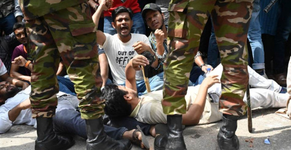 Bangladeš: Najmanje 97 poginulih u protestima
