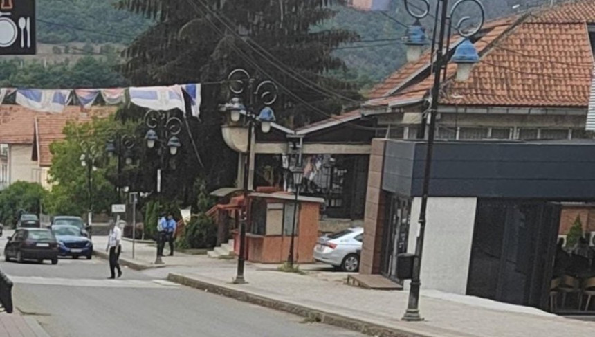 Prištinska policija upala u prostorije "Pošte Srbije"