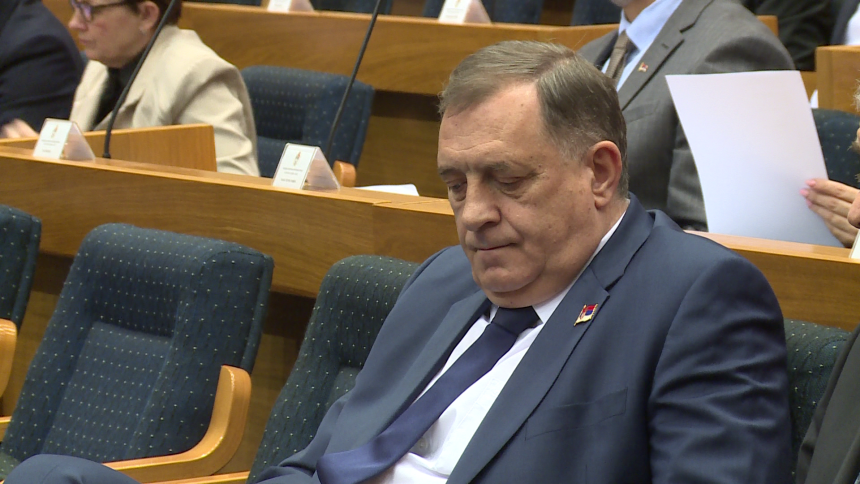 Rekordni prihodi od PDV-a, a u Vladi nema novca!