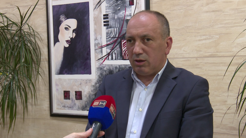 Penzije su vaše i ko god bio vlast, one vama pripadaju