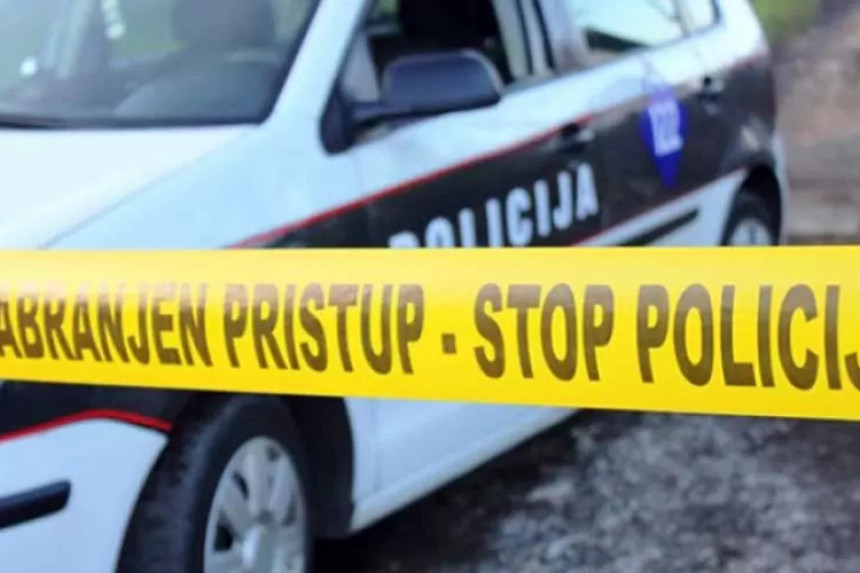 Detalji tragedije: Automobil udario dijete u dvorištu