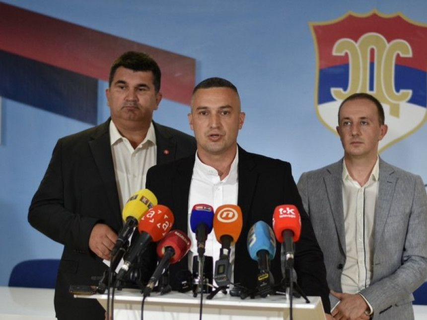 SNSD očajnički pokušava da sakrije svoje neuspjehe