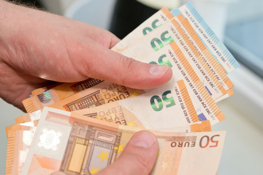 Šapčanka kažnjena u Crnoj Gori sa 1.500 evra zbog vožnje