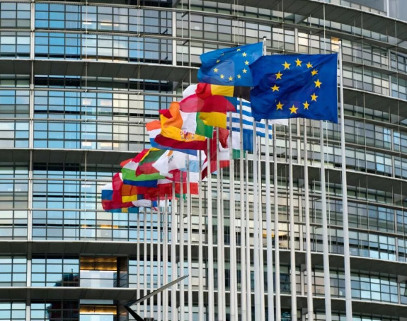 Mladi odlaze u EU, ne čekaju EU standarde u BiH