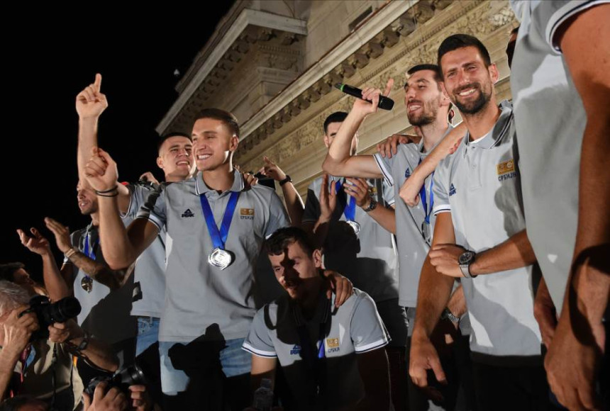 Večeras svečani doček olimpijaca ispred Starog dvora