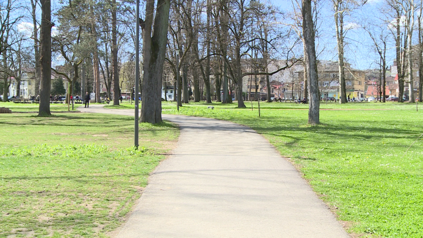 Danas sunčano i vruće, temperatura do 39 stepeni