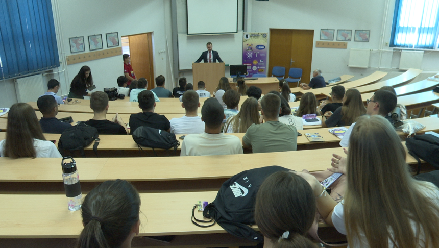 Naučna konferencija "Uzbudljivi svijet fizike" u Bijeljini