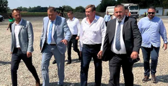 Firma sa američke crne liste ostala u milionskom poslu?!