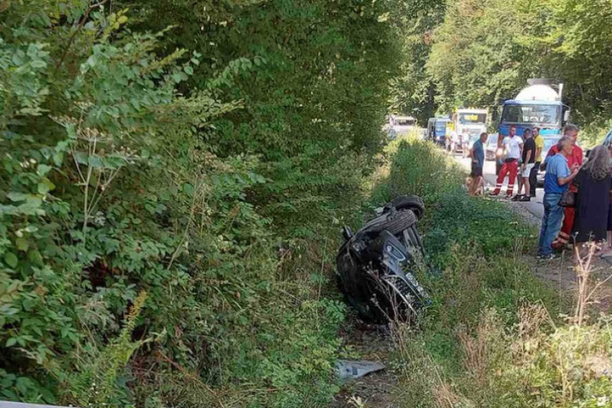 Povrijeđene četiri osobe u sudaru kod Banjaluke