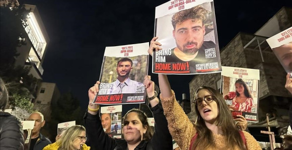 Demonstranti širom Izraela traže nove izbore