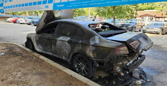 Mostar: Izgorio automobil člana uprave Terminala FBiH