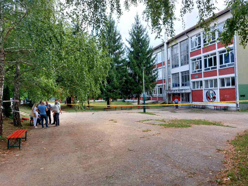 Operisan počinilac trostrukog ubistva u Sanskom Mostu