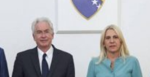 Željka u raljama CIA na fabričkim podešavanjima