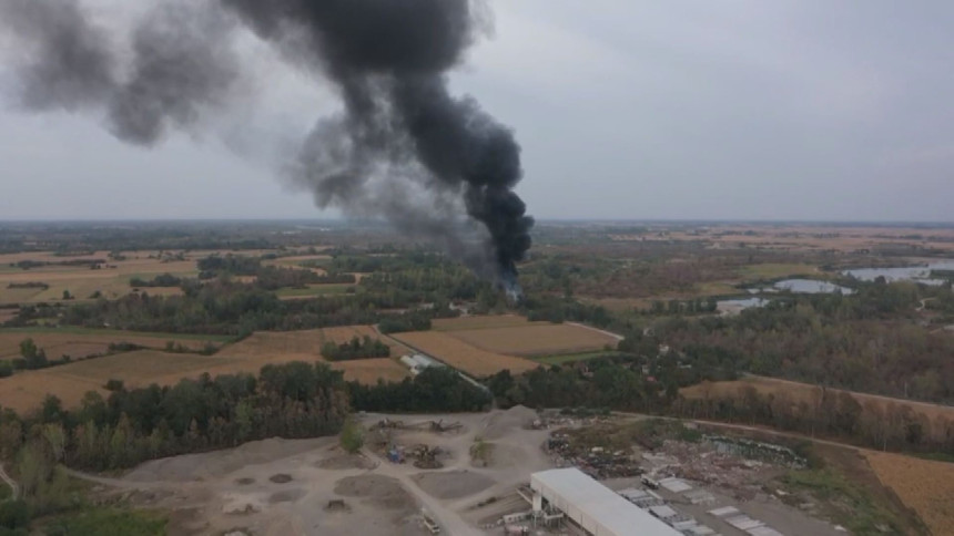 Bijeljina: Aktivna dva požara, na terenu vatrogasci (FOTO)