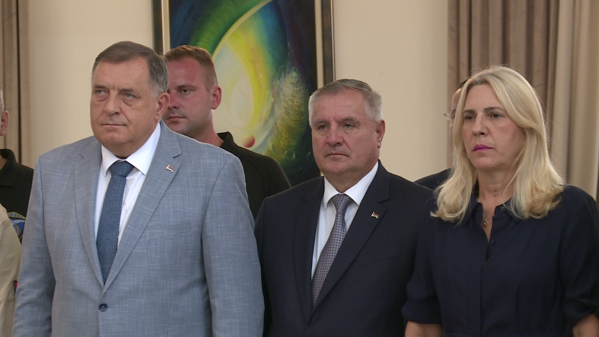 Додикови хвалоспјеви о људима из САД - Ко је сада издајник и плаћеник?!