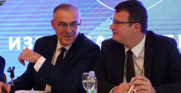 Оркестрирани напади на начелнике општина из СДС-а