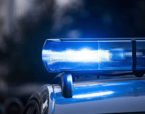 Шесторо повријеђено у судару аутобуса и два аутомобила