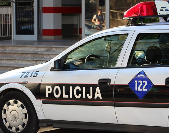Haos u Mostaru: Više maskiranih osoba pretuklo mladića