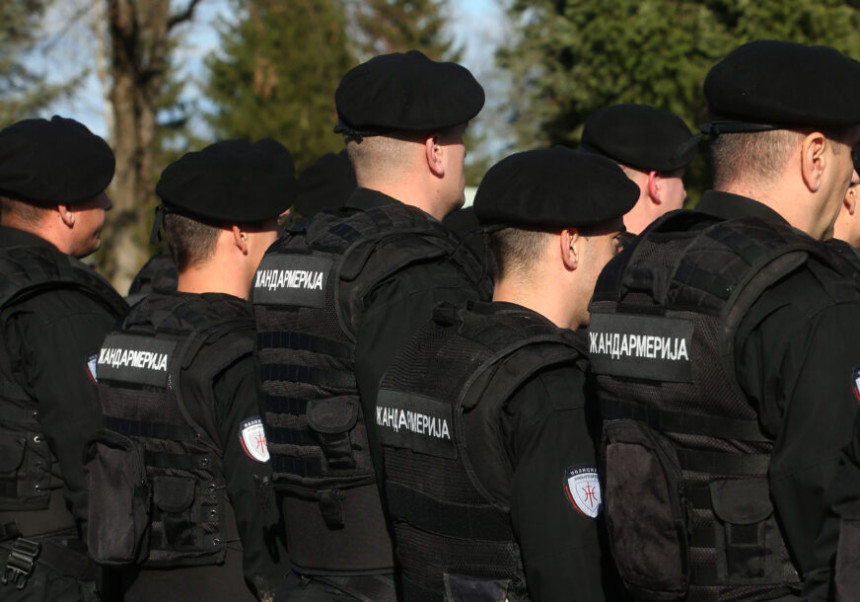 Dnevnice sramotne, dovoljne za po tri bureka i jogurta"