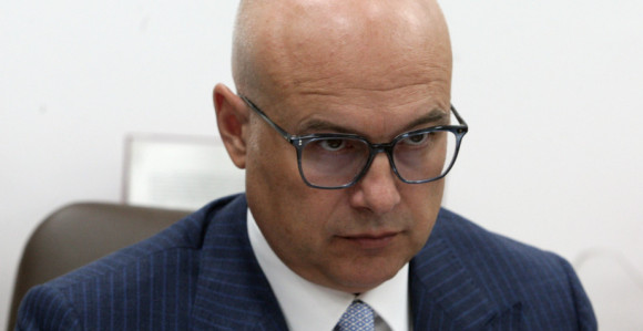 Вучевић: Доста је МЗ прећуткивала Куртијево насиље