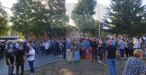 Srbi spriječeni da uđu u opštinu Kosovska Mitrovica